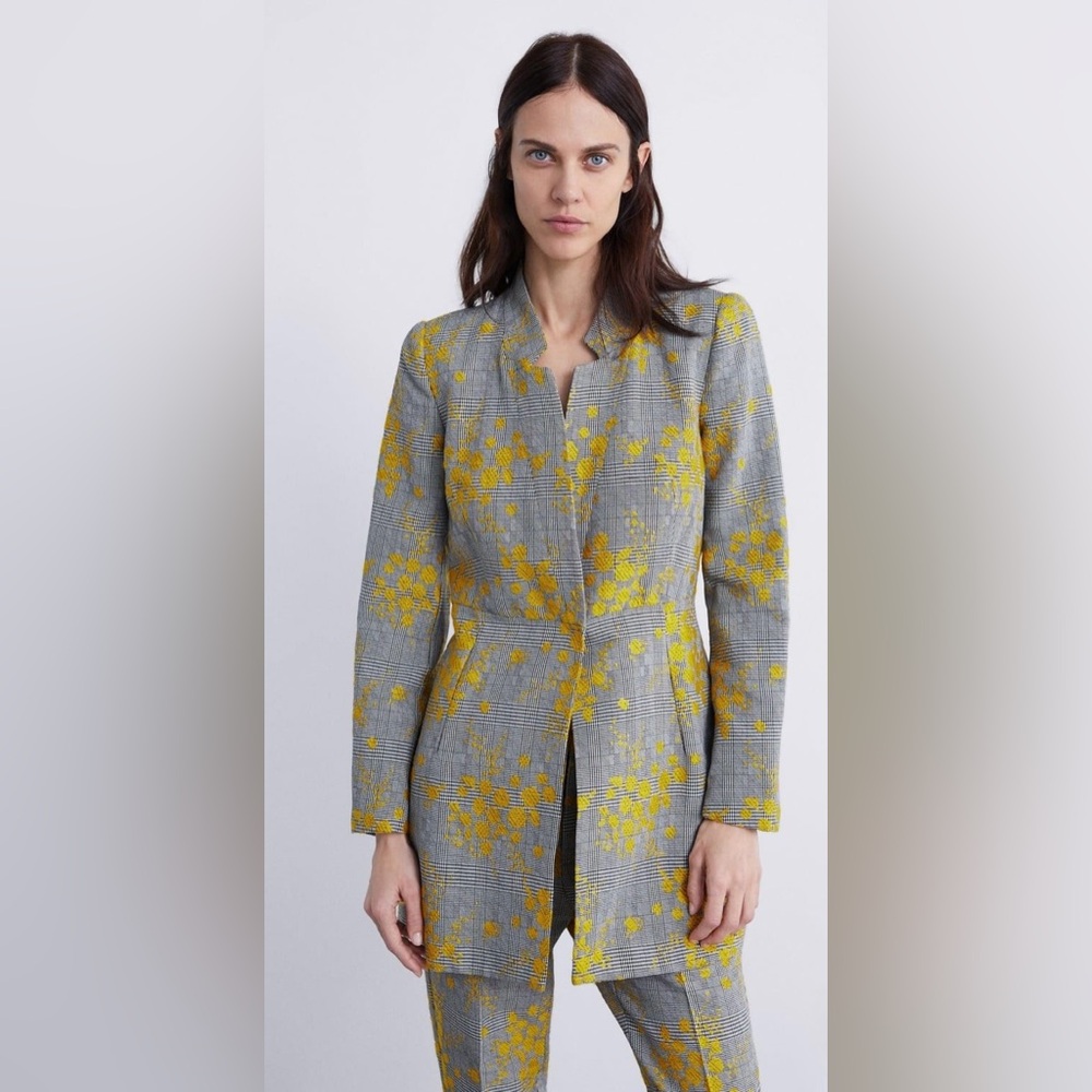 ZARA Yellow Floral Embroidered Plaid Blazer – Size S (Like New)